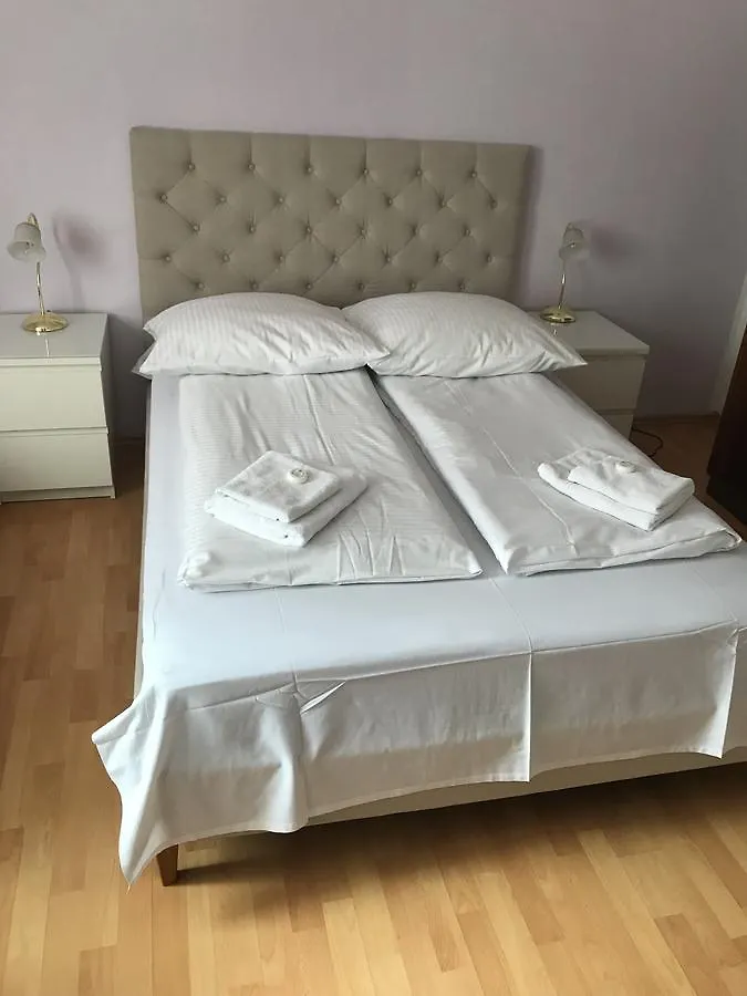 Hotel-Pension Asta Munich
